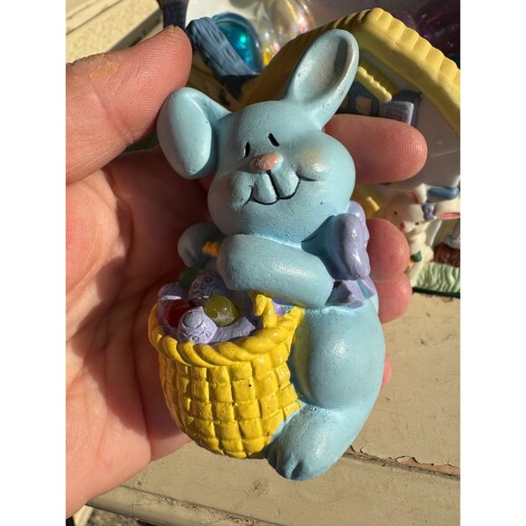 Vintage 1995 Porcelain Easter Basket with Eggs and Bunny - Picture 8 of 14